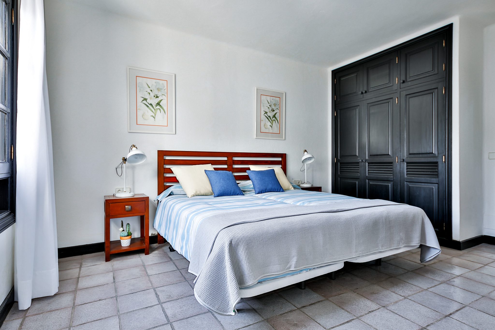 Suite 2